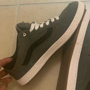 Man shoes/ VANS
